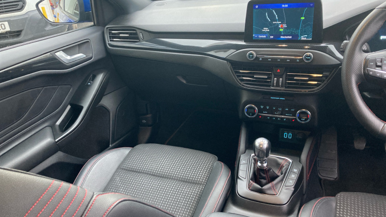 Ford Focus 1.0 EcoBoost Hybrid mHEV 125 ST-Line X Edition 5dr Petrol Hatchback